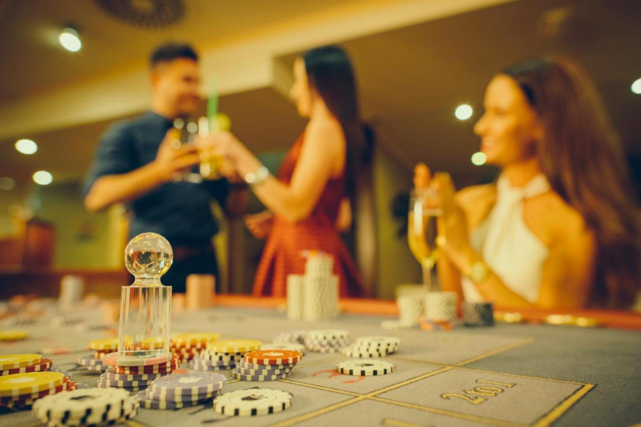Grand Casino As Hotel As Ngoại thất bức ảnh